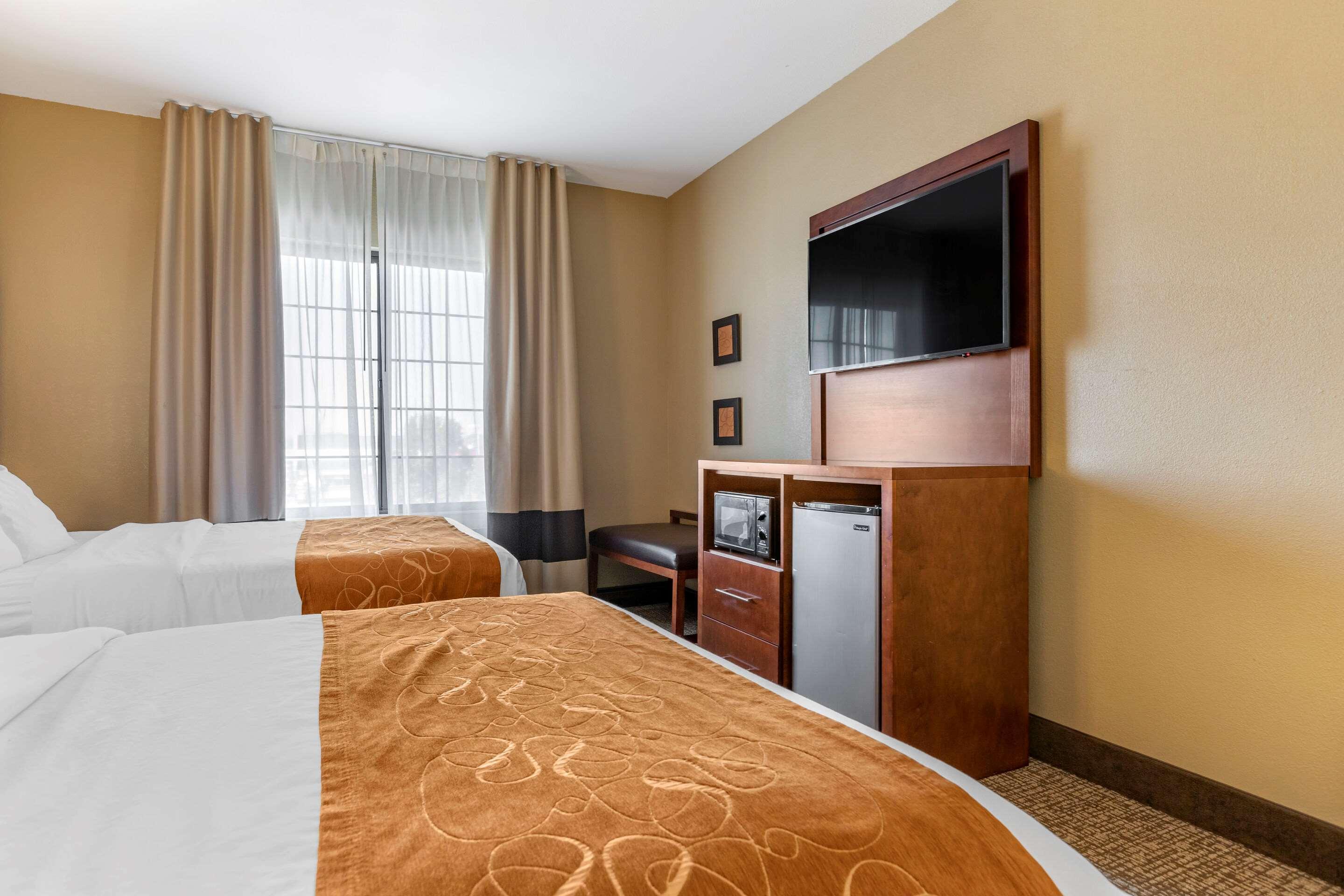 Comfort Suites Grand Rapids South Kentwood Екстериор снимка