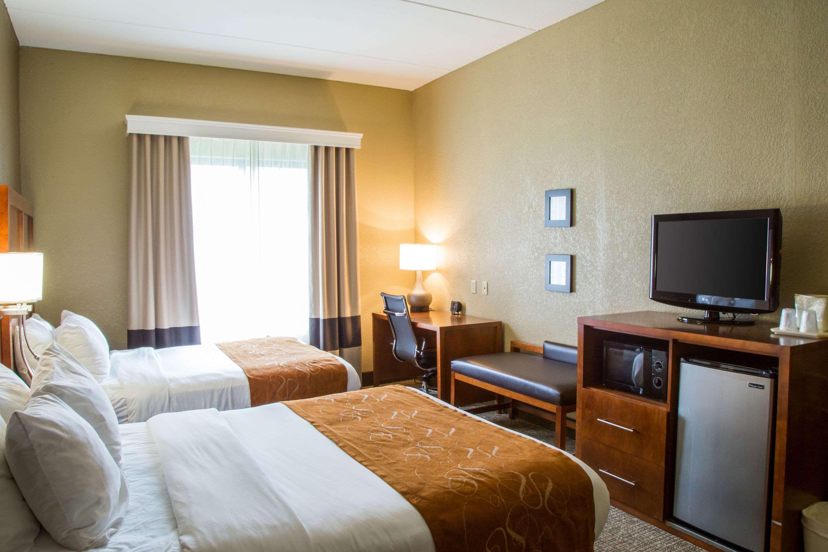 Comfort Suites Grand Rapids South Kentwood Екстериор снимка