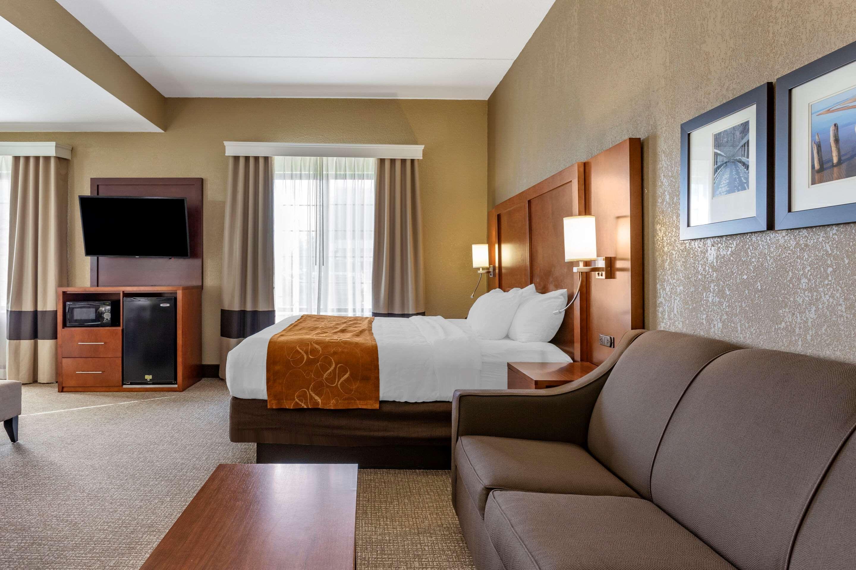 Comfort Suites Grand Rapids South Kentwood Екстериор снимка