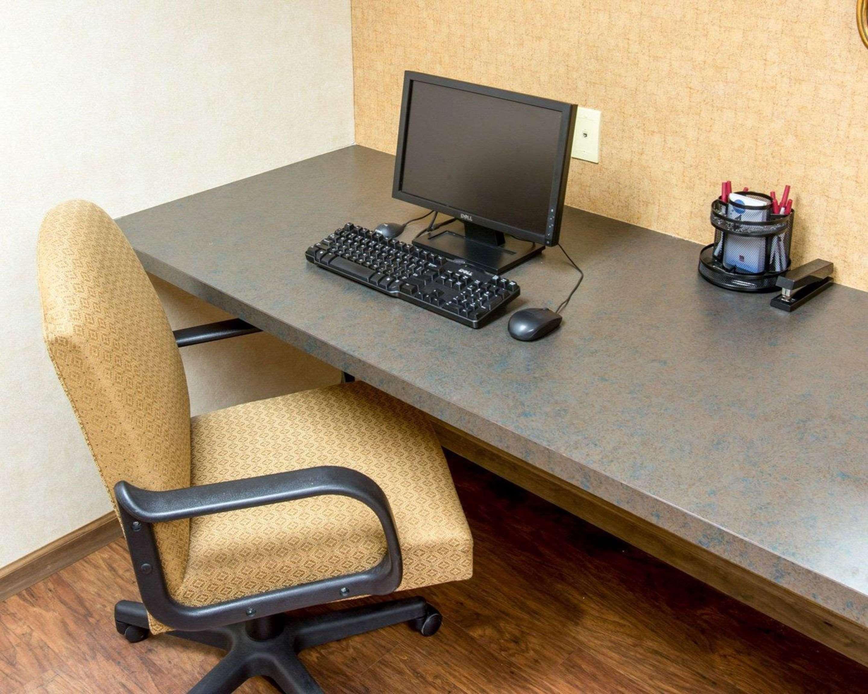 Comfort Suites Grand Rapids South Kentwood Екстериор снимка