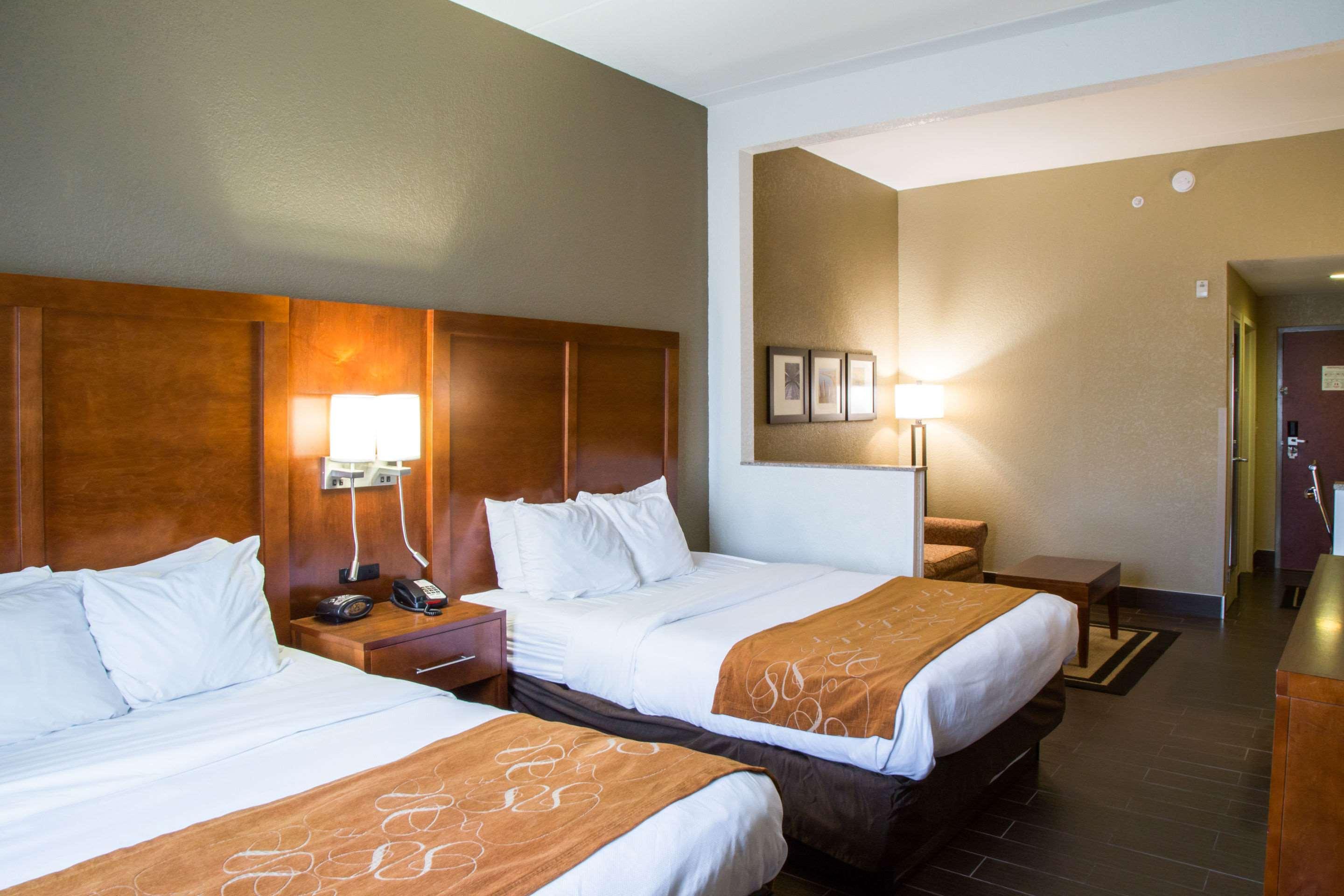 Comfort Suites Grand Rapids South Kentwood Екстериор снимка