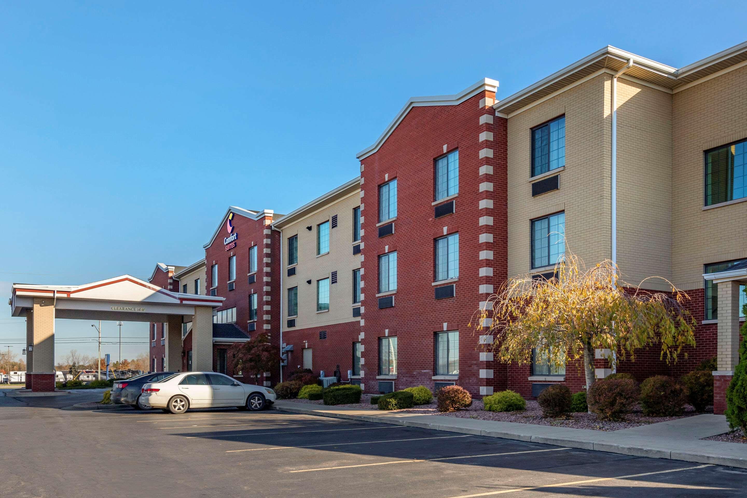 Comfort Suites Grand Rapids South Kentwood Екстериор снимка