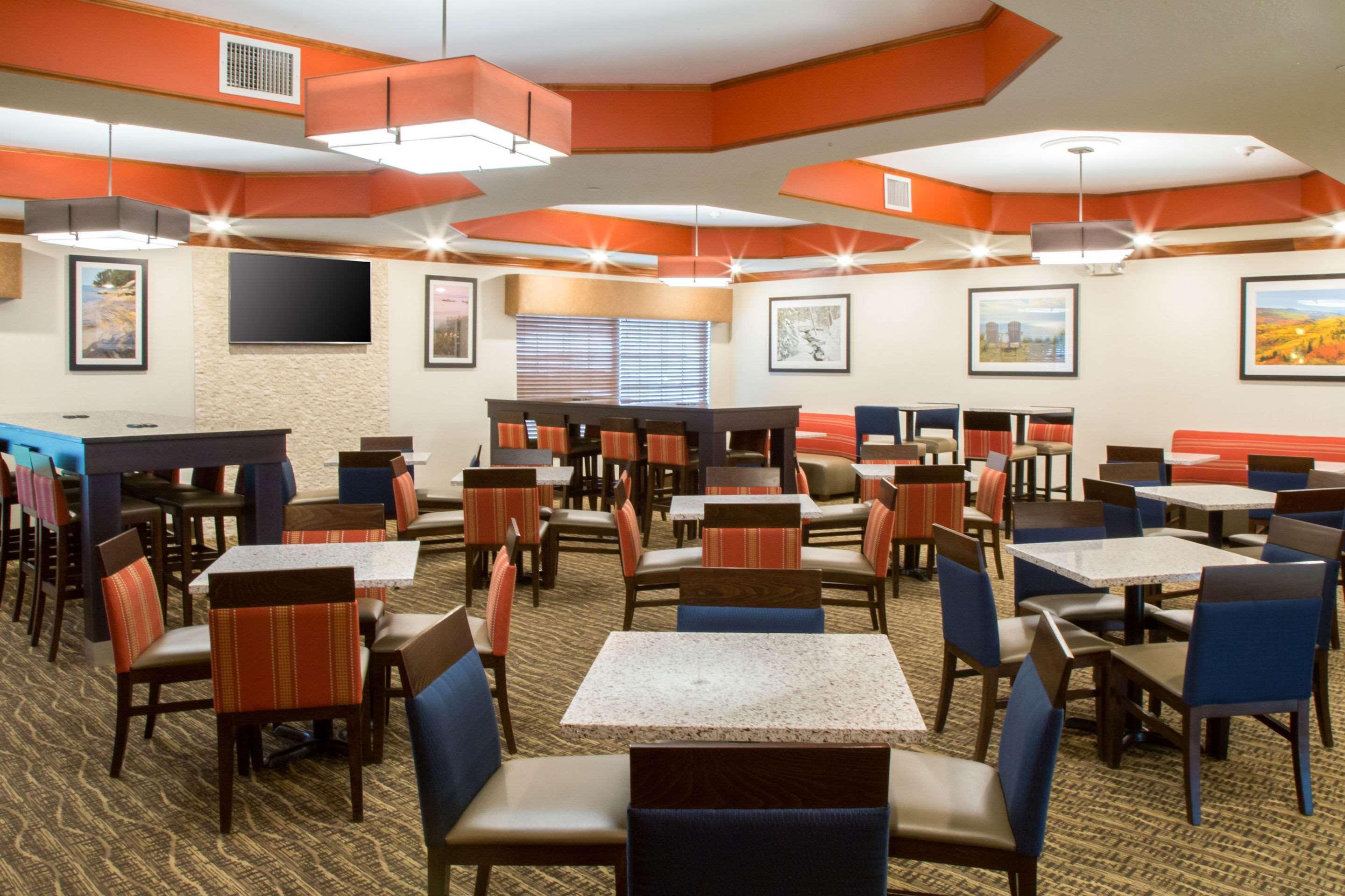 Comfort Suites Grand Rapids South Kentwood Екстериор снимка